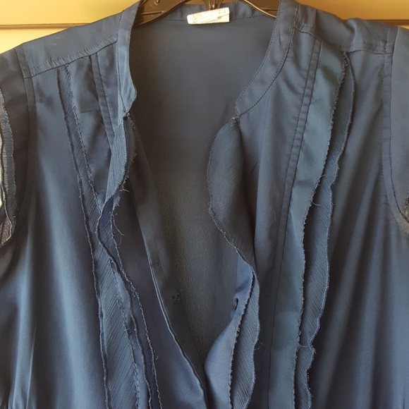 Blue shell blouse - Picture 3 of 8